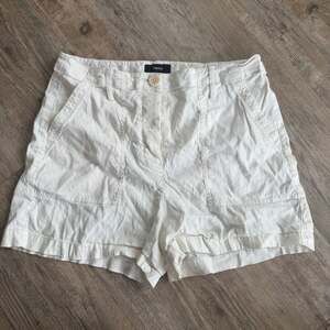 Theory White Linen Blend Utility Shorts Size 8